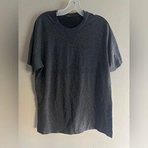 Lululemon Men’s shirt sz L